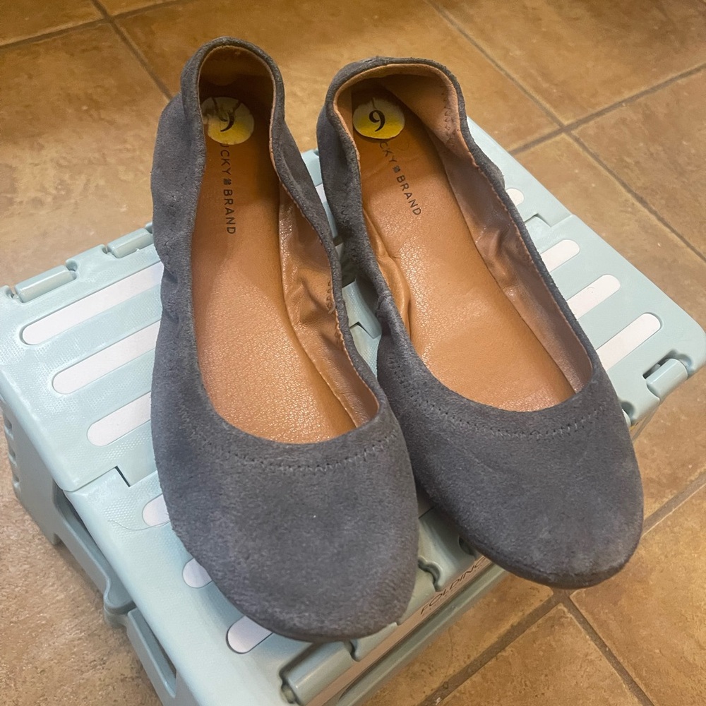 Lucky Brand Gray Suede Women's Flats- 9